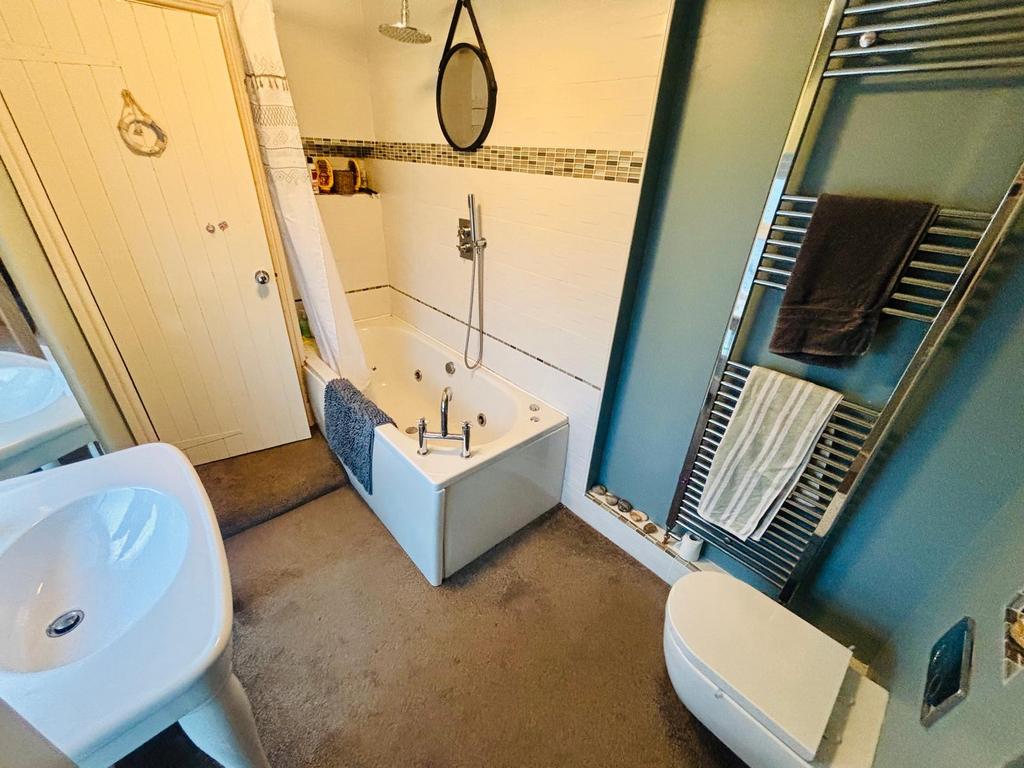 Family bathroom