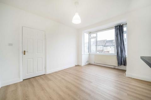 1 bedroom flat to rent, Northborough Road, London