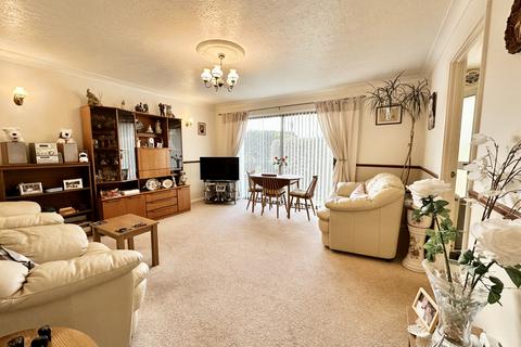 2 bedroom bungalow for sale, Dewberry Drive, Roundswell, Barnstaple, EX31