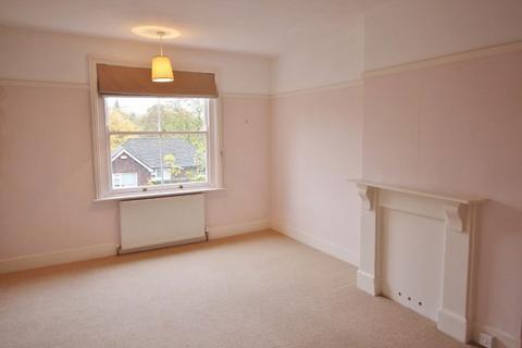2 bedroom flat to rent, Granville Road, Sevenoaks TN13 1HA