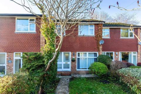 3 bedroom terraced house to rent, Lambarde Road, Sevenoaks, TN13 3HU