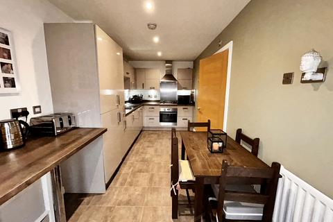 3 bedroom terraced house for sale, Armstrong Street, Bensham, Gateshead, Tyne and Wear, NE8 4ZS