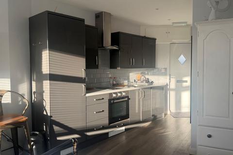 undefined, 114B Tycoch Road, Sketty, Swansea, West Glamorgan, SA2 9EQ