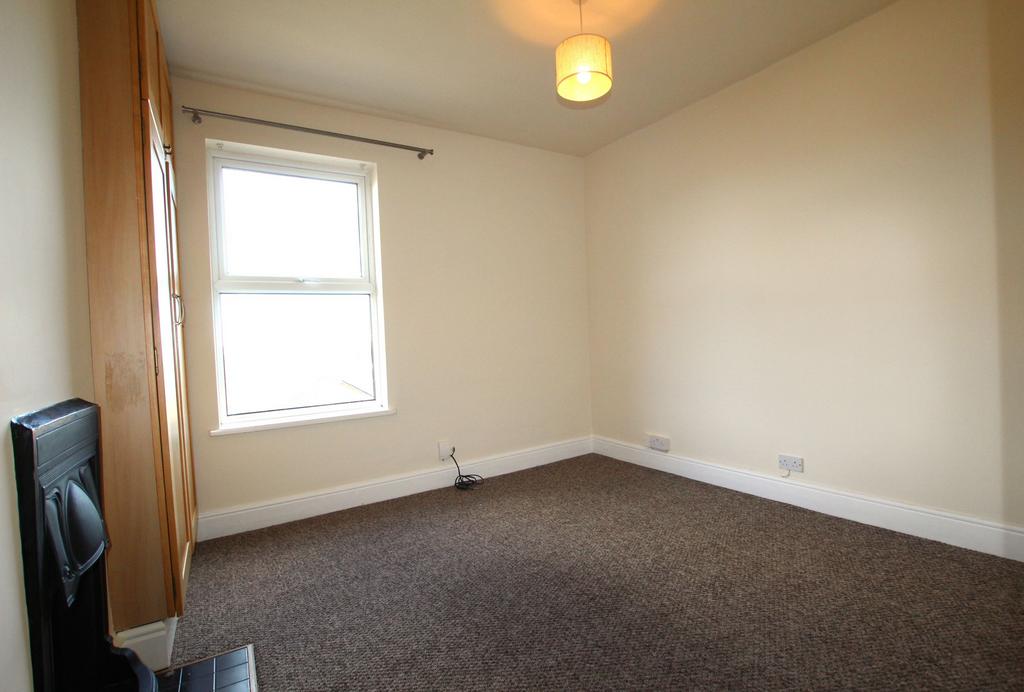Front double bedroom