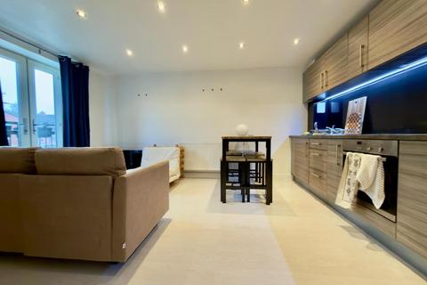 undefined, Holts Crest Way, Leeds LS12
