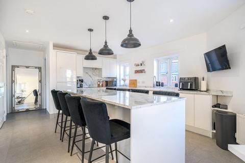 undefined, Pexalls Close, Hook, Hampshire