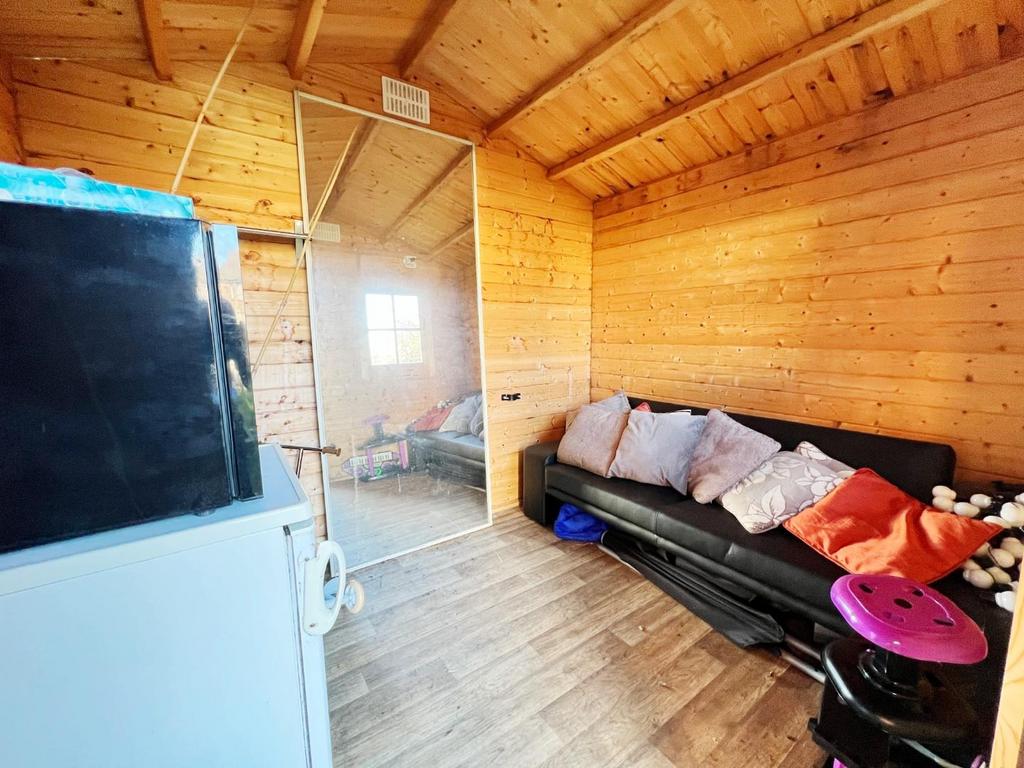Summer house.