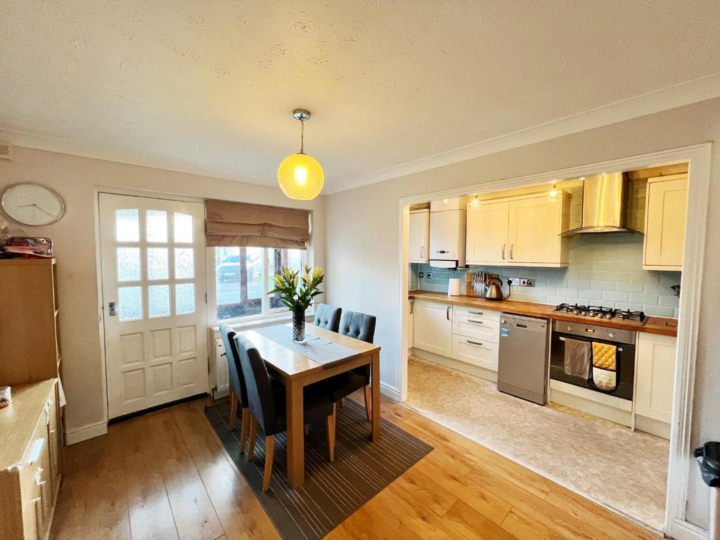 Diner / Kitchen