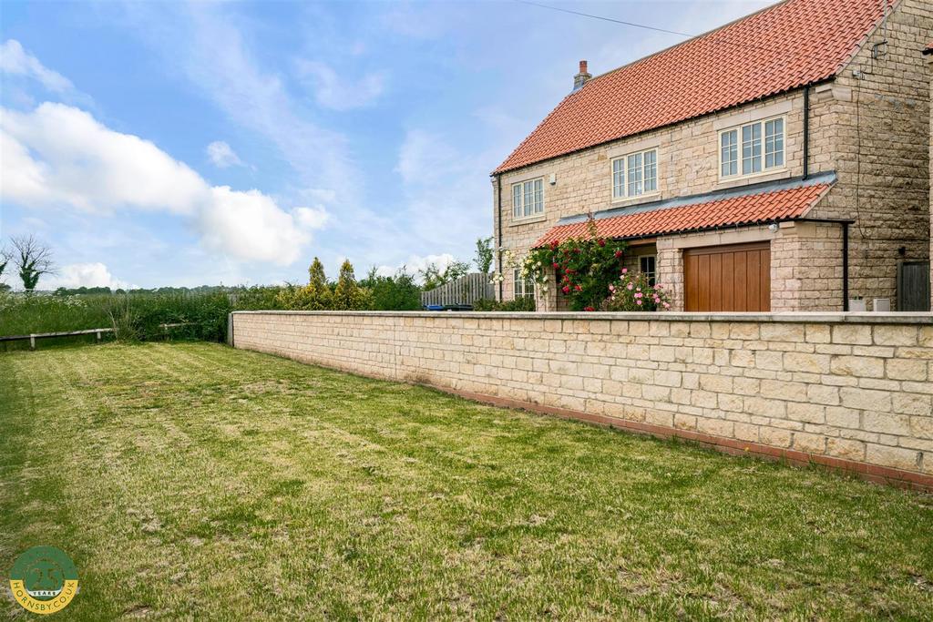 Front of Property  3.jpg