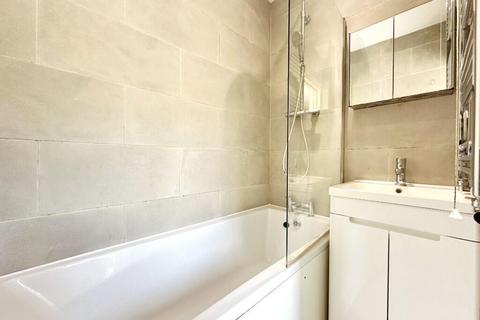 undefined, Charter Crescent, Hounslow TW4