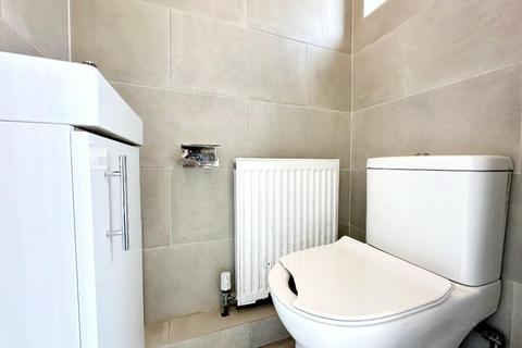 undefined, Charter Crescent, Hounslow TW4