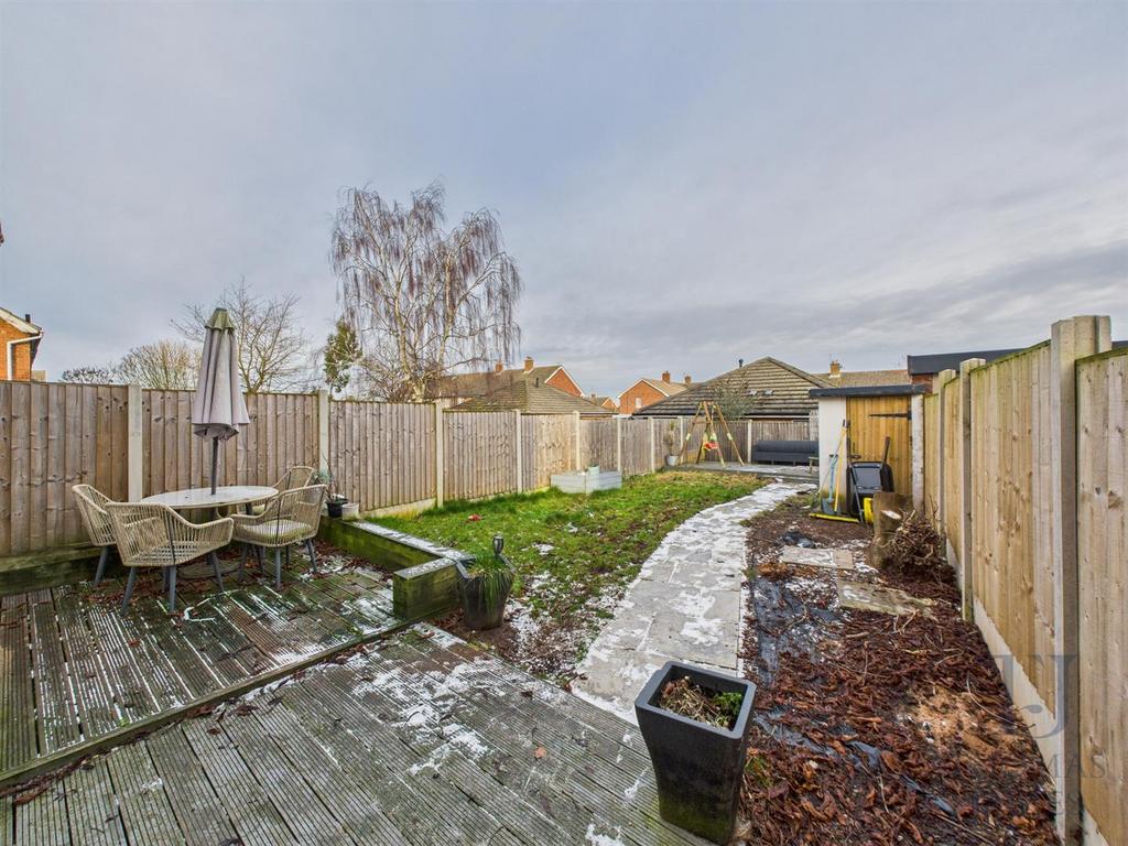 CAM03997 G0-PR0133-STILL024.jpg