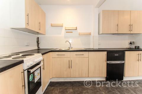 2 bedroom flat to rent, High Street, Tunbridge Wells, TN1
