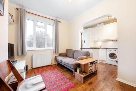 2 bedroom flat for sale, Norwood Road, SE24