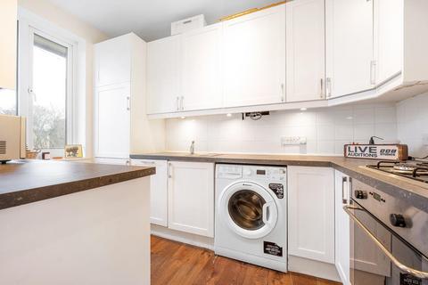 2 bedroom flat for sale, Norwood Road, SE24