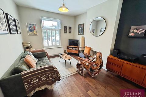 2 bedroom end of terrace house for sale, Bradshaw Avenue, Withington, Manchester, M20