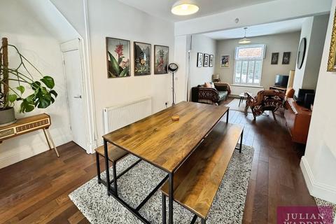2 bedroom end of terrace house for sale, Bradshaw Avenue, Withington, Manchester, M20