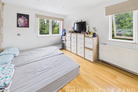 undefined, Lakeside Close, Ruislip, HA4