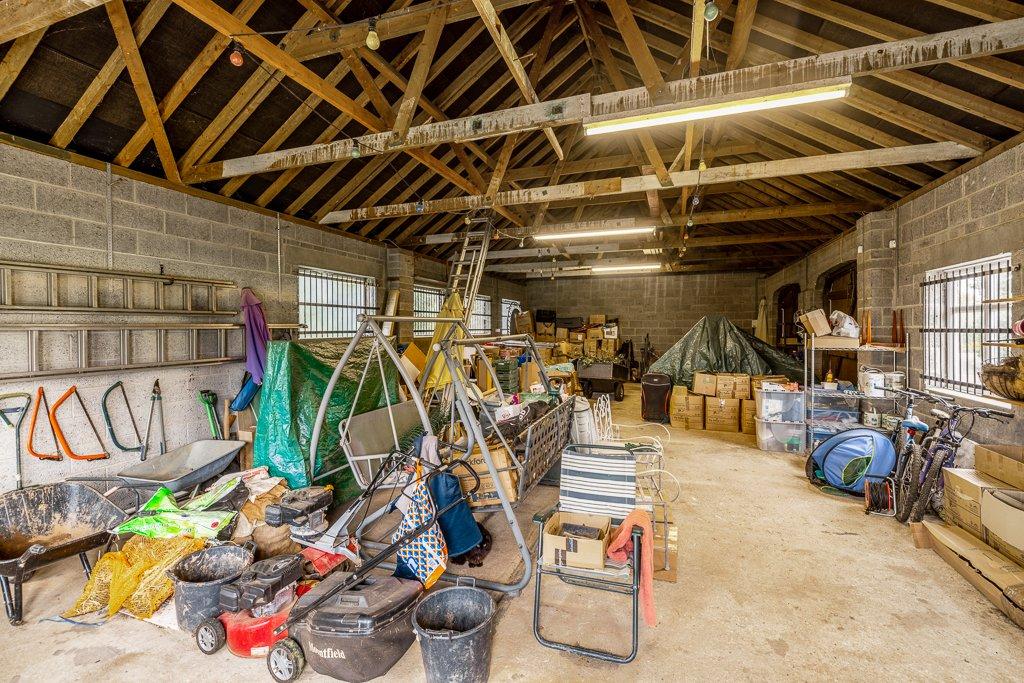 Barn