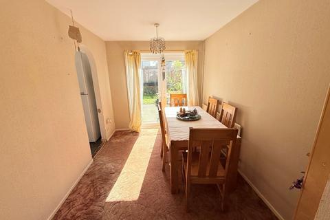 3 bedroom terraced house for sale, Medhurst Crescent, Gravesend, Kent, DA12