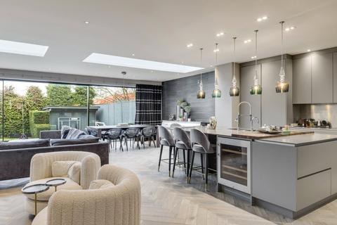 5 bedroom semi-detached house for sale, Menelik Road, West Hampstead