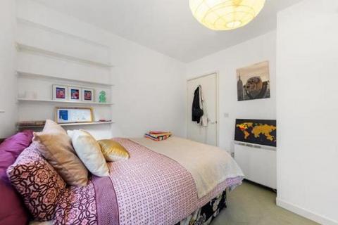 3 bedroom apartment to rent, Abercorn Place, London NW8
