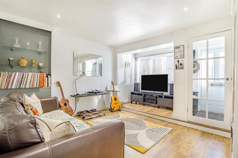 3 bedroom house for sale, Malling Road, Snodland