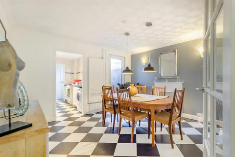 3 bedroom house for sale, Malling Road, Snodland