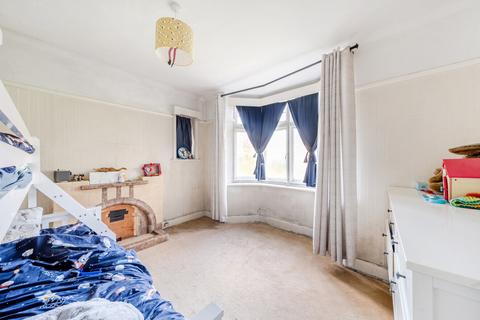 2 bedroom bungalow for sale, Uplands Road, Winchester, Hampshire, SO22