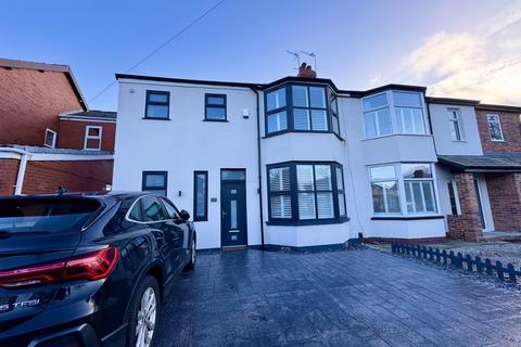 3 bedroom semi-detached house for sale, Kiln Lane, St Helens