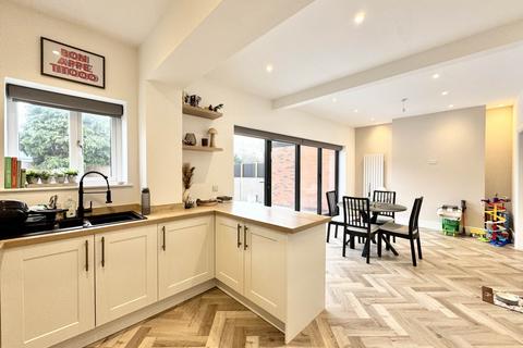 3 bedroom semi-detached house for sale, Kiln Lane, St Helens