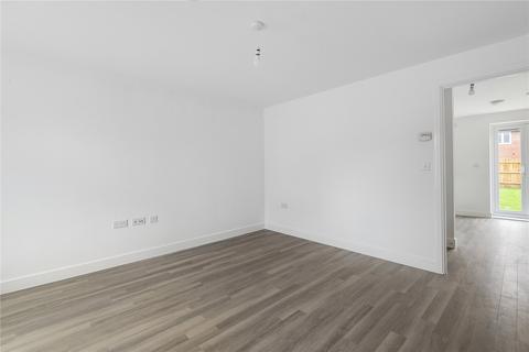 3 bedroom semi-detached house to rent, Badgers Bolt, Winchester SO21