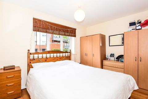 2 bedroom apartment to rent, Desborough Crescent,  East Oxford,  OX4