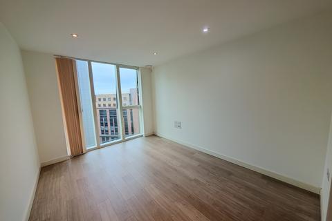 1 bedroom apartment to rent, Saffron Central Square, London CR0