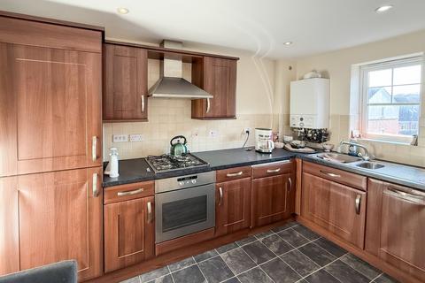 2 bedroom flat for sale, 17 Sanderson Villas, St James Village, Gateshead, NE8