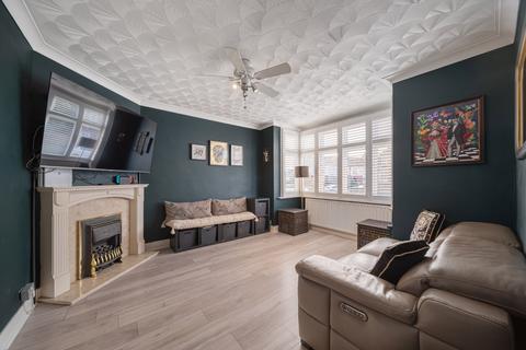 3 bedroom semi-detached house for sale, Hillside Avenue, Gravesend DA12