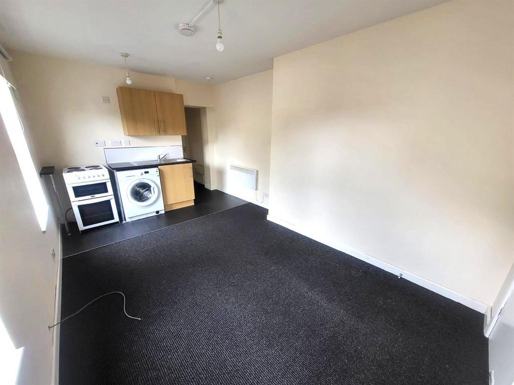Open Plan Sitting/ Kitchen Area