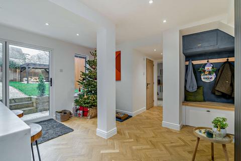 undefined, Hamilton Croft, Meysey Hampton, Gloucestershire, GL7