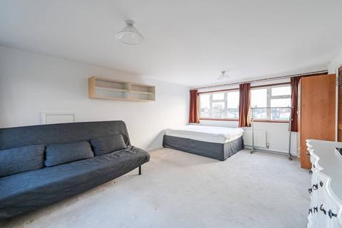 undefined, Forest View Road, Manor Park, London, E12