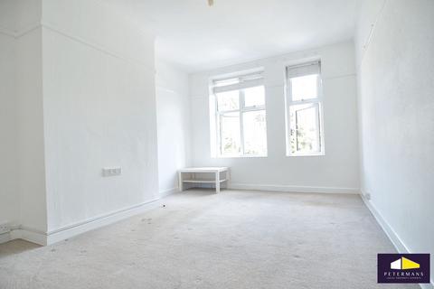 2 bedroom apartment to rent, Rutland Court, Denmark Hill, SE5