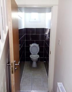 4 bedroom detached house to rent, The Crescent, Slough SL1