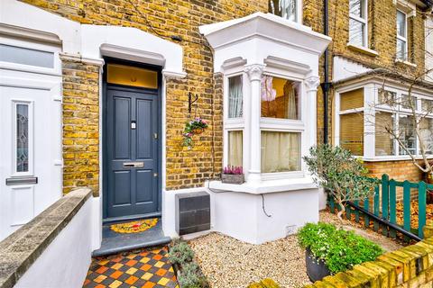 2 bedroom terraced house for sale, Huddlestone Road, Forest Gate