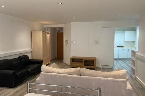 Studio to rent, Castle Street, Swansea SA1