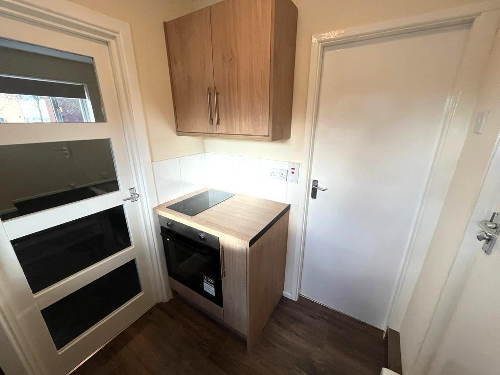 Kitchen 3.jpg