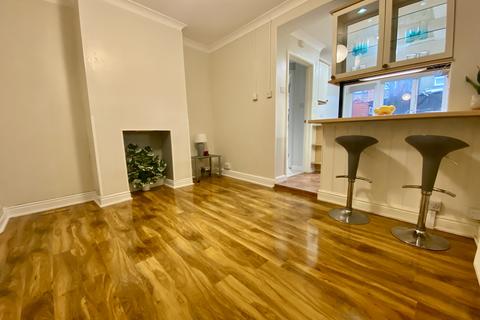 3 bedroom terraced house for sale, Clarence Road, East Cowes, Isle of Wight