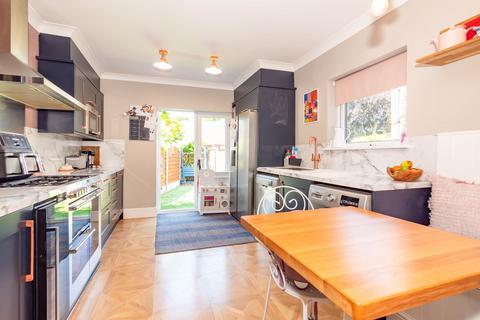 4 bedroom terraced house for sale, Railway Road, Urmston, Manchester, M41