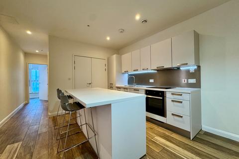 2 bedroom apartment to rent, Queen Street, Maidenhead, Berkshire