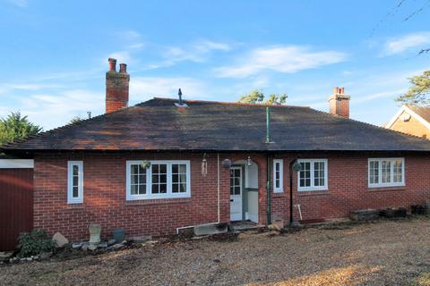3 bedroom detached bungalow for sale, Sarisbury Green, Southampton