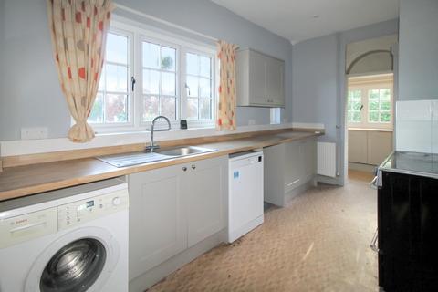 3 bedroom detached bungalow for sale, Sarisbury Green, Southampton