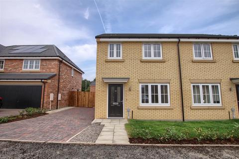 3 bedroom house to rent, Holmwath, Eaglescliffe